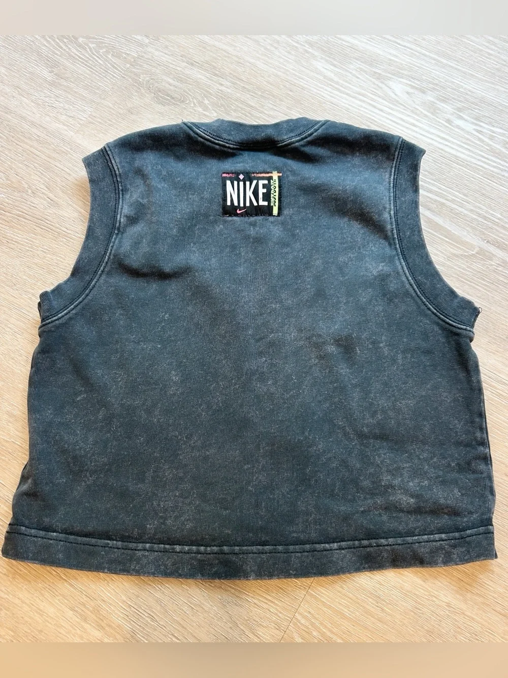 Nike acid wash navy cropped tank top in XS